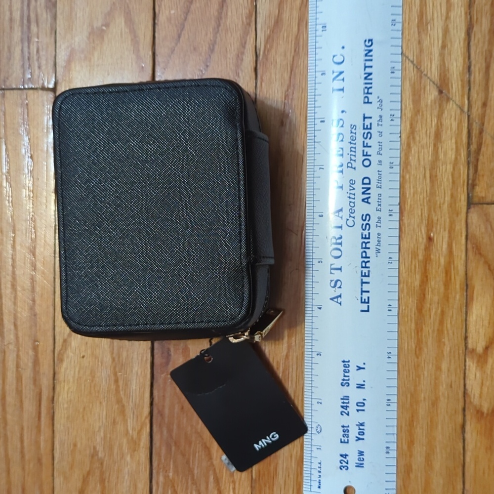 MNG Black cosmetic case, internal compartments